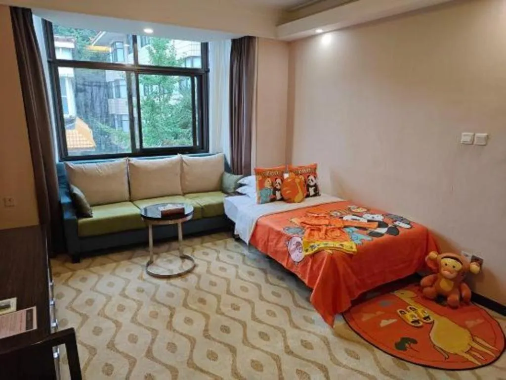 Bed in Lian Yun Hotel