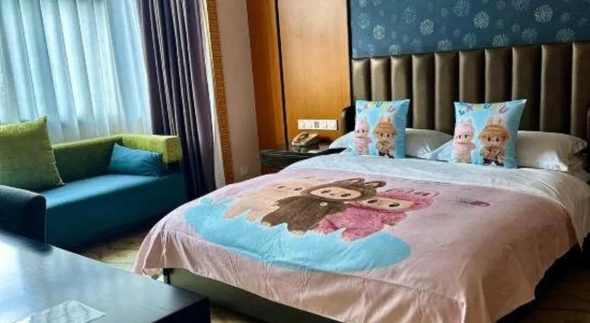Bed in Lian Yun Hotel