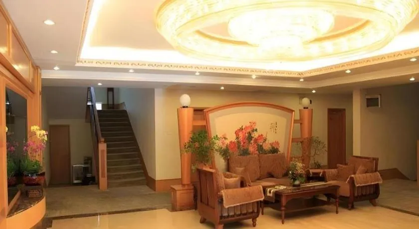 Lian Yun Hotel