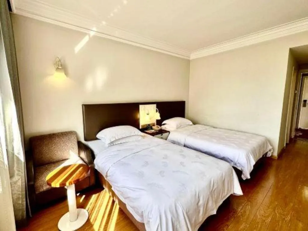 Bed in Lian Yun Hotel