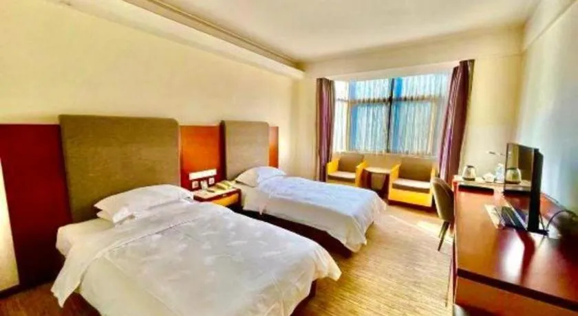 Bed in Lian Yun Hotel