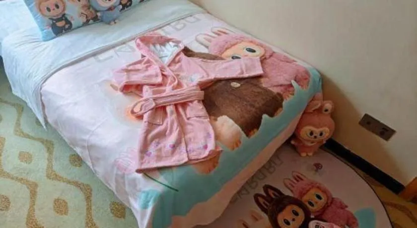 Bed in Lian Yun Hotel