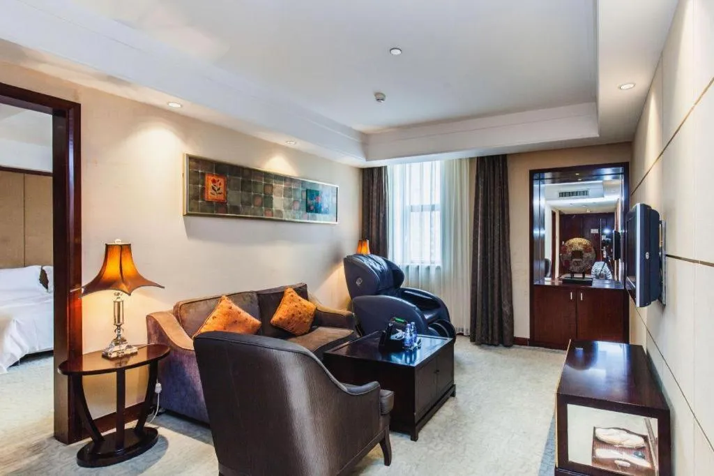 Centenio International Hotel