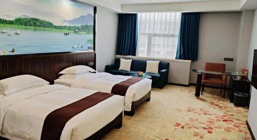 Bed in Centenio International Hotel