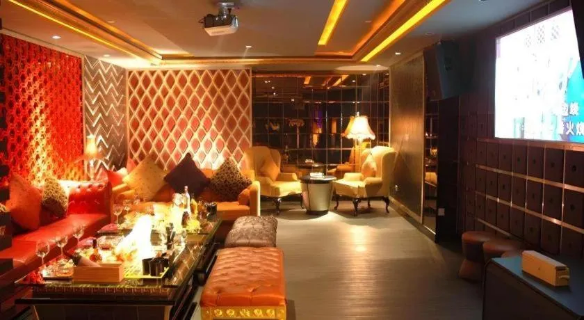 Centenio International Hotel