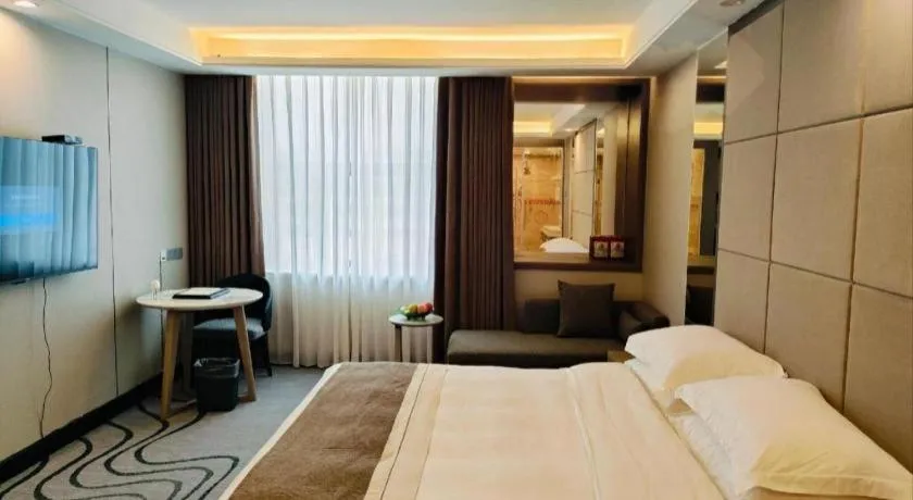 Bed in Centenio International Hotel