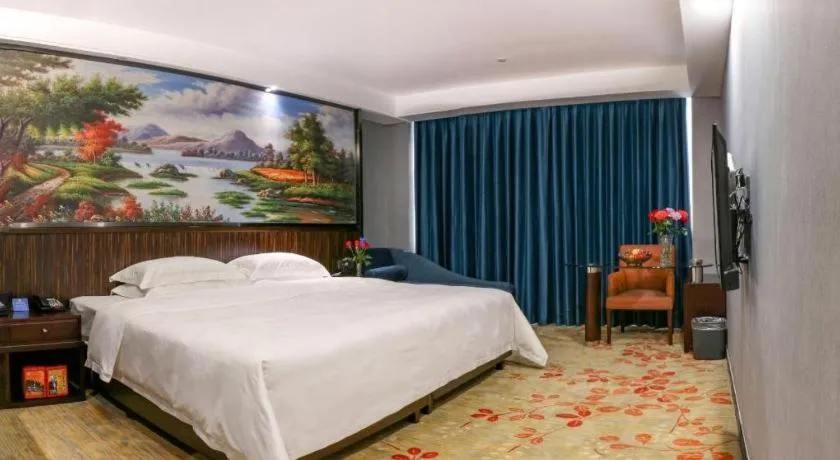 Bed in Centenio International Hotel