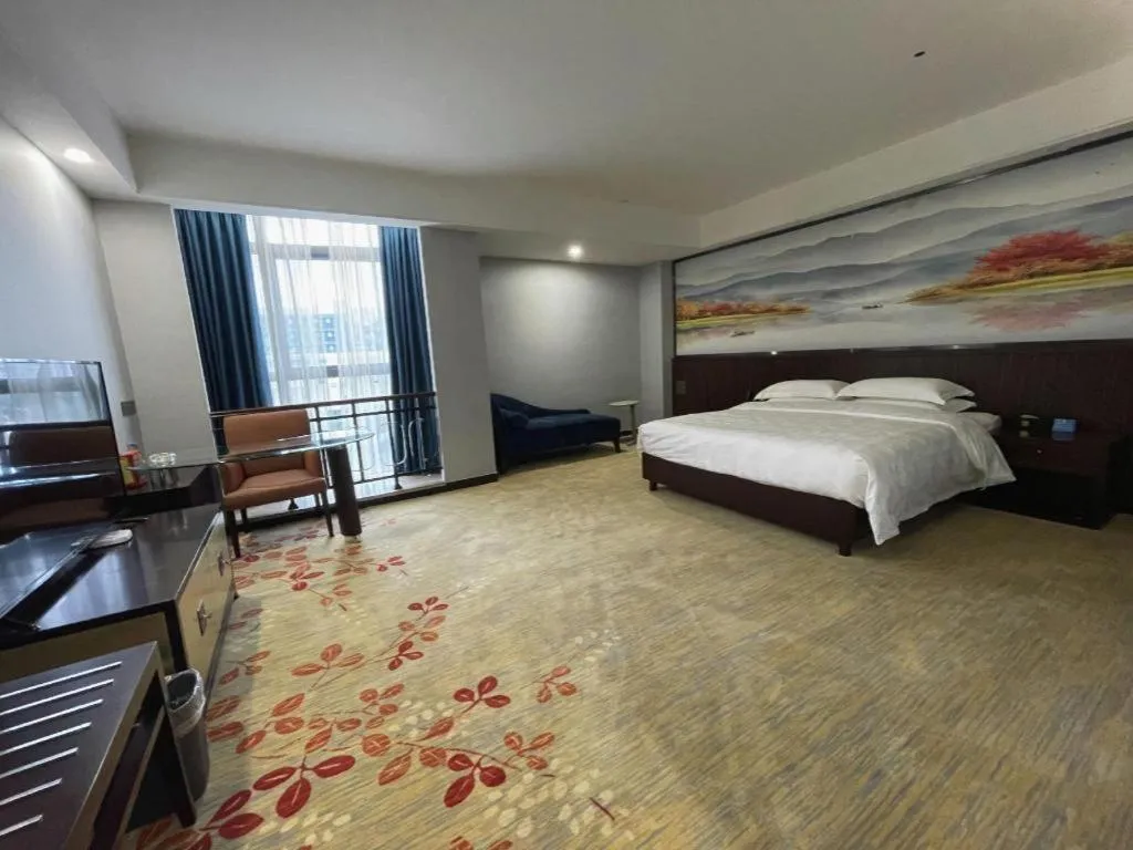 Bed in Centenio International Hotel