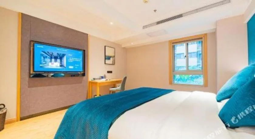 Bed in Xian Katie Eastman Hotel