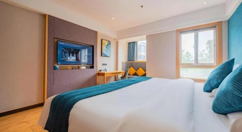 Bed in Xian Katie Eastman Hotel