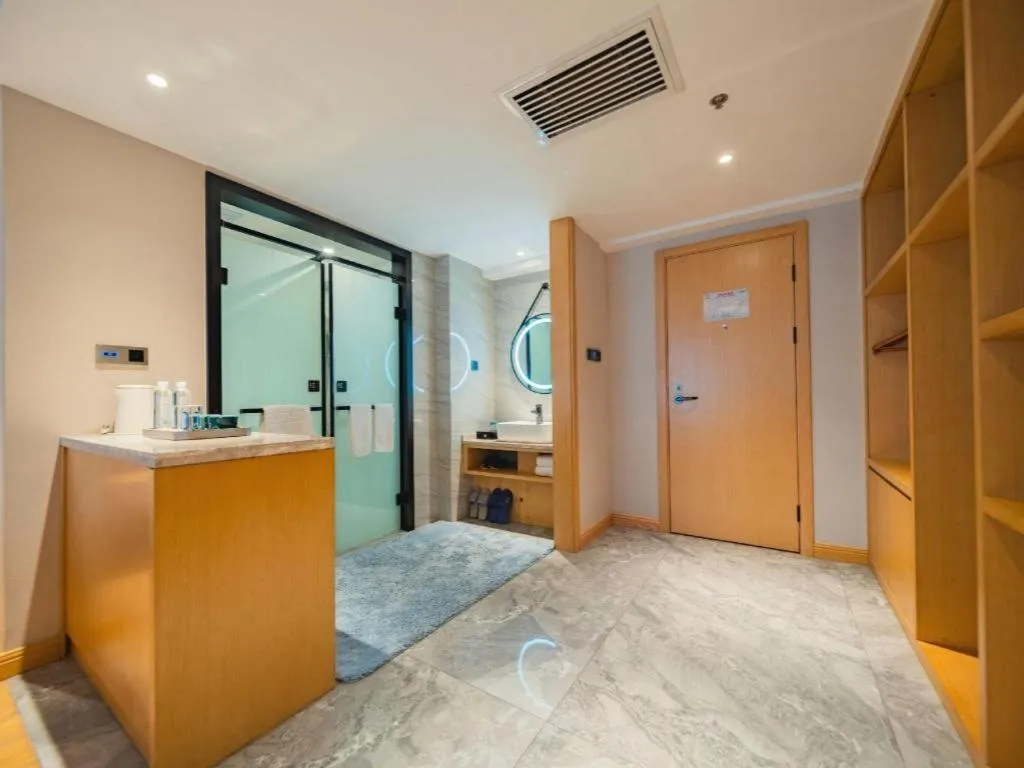 Bed in Xian Katie Eastman Hotel