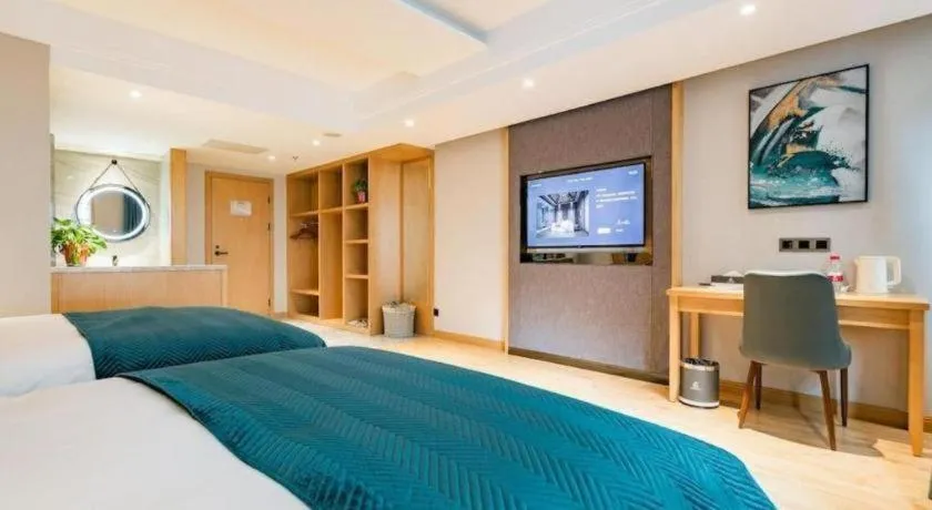 Bed in Xian Katie Eastman Hotel