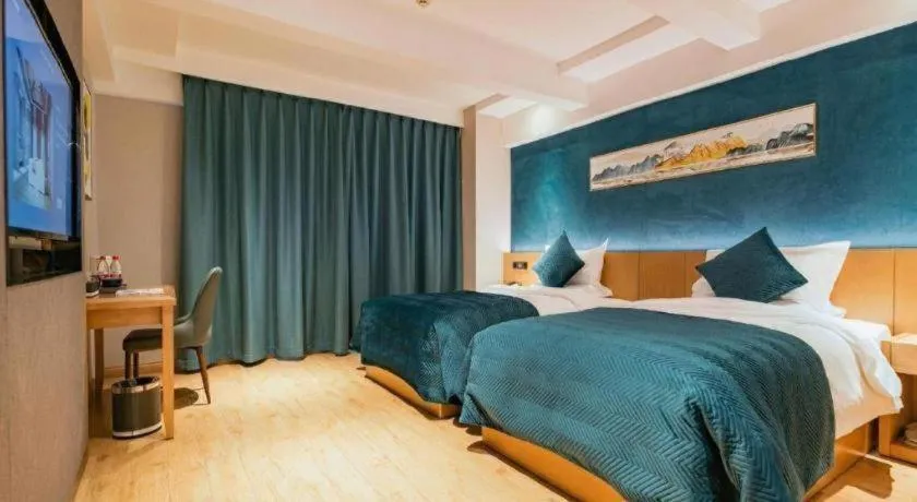 Bed in Xian Katie Eastman Hotel