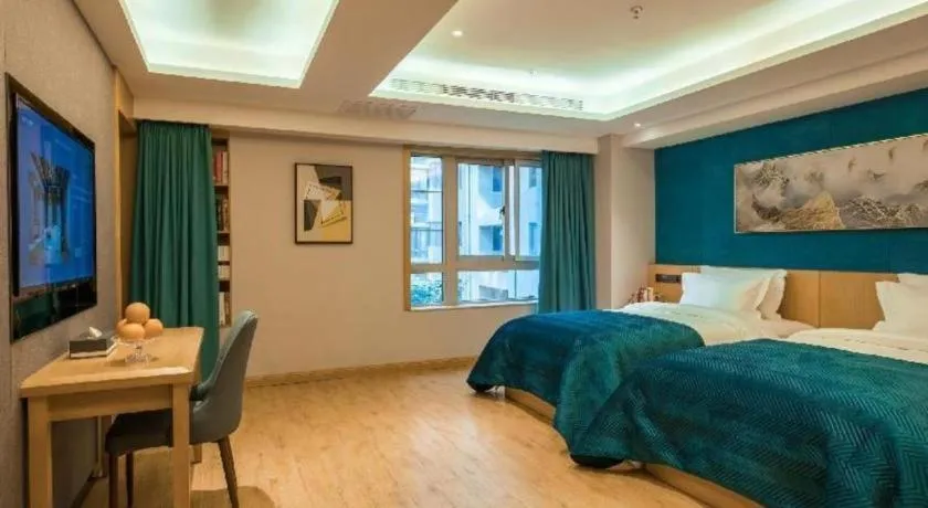 Bed in Xian Katie Eastman Hotel