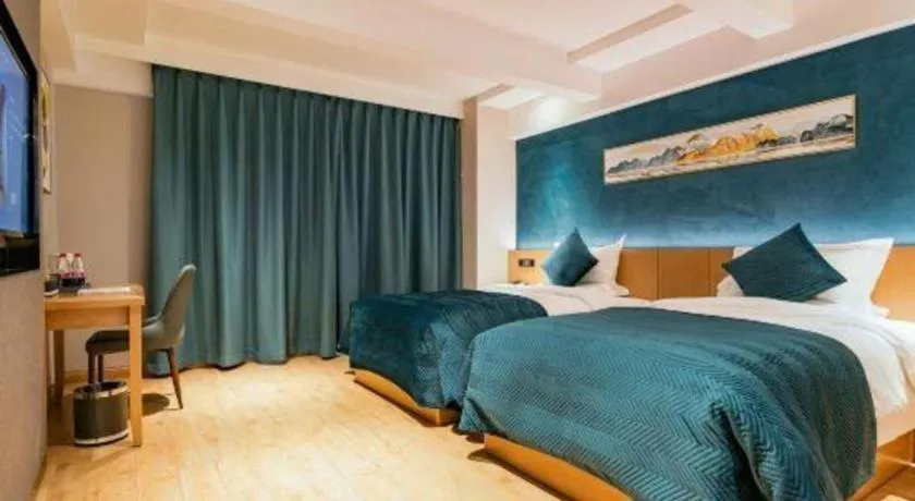 Bed in Xian Katie Eastman Hotel