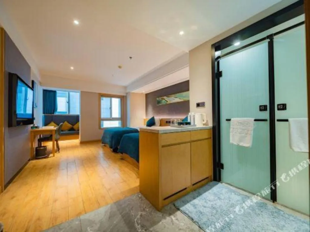 Bed in Xian Katie Eastman Hotel