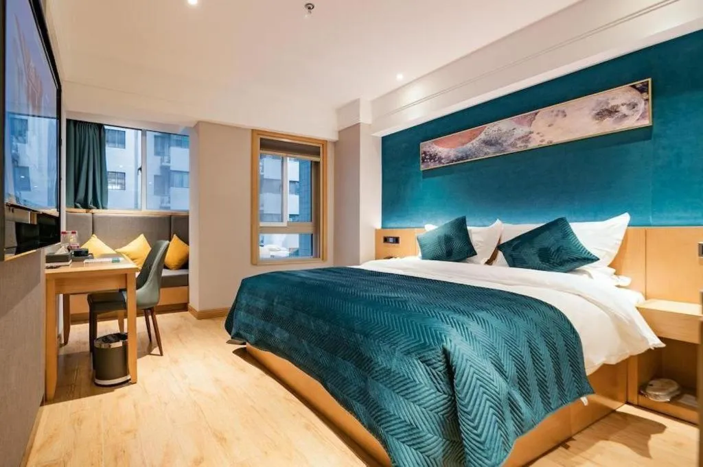 Bed in Xian Katie Eastman Hotel