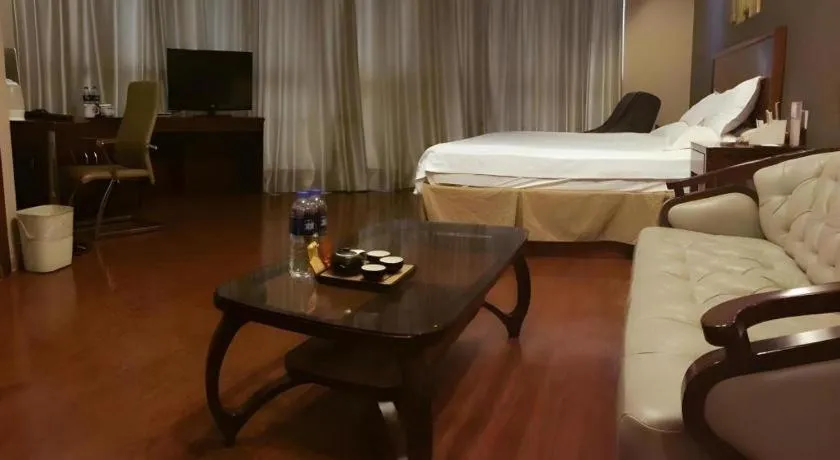 Bed in GreenTree Inn Shanghai Songjiang Xinqiao Jiuxin Road Express Hotel
