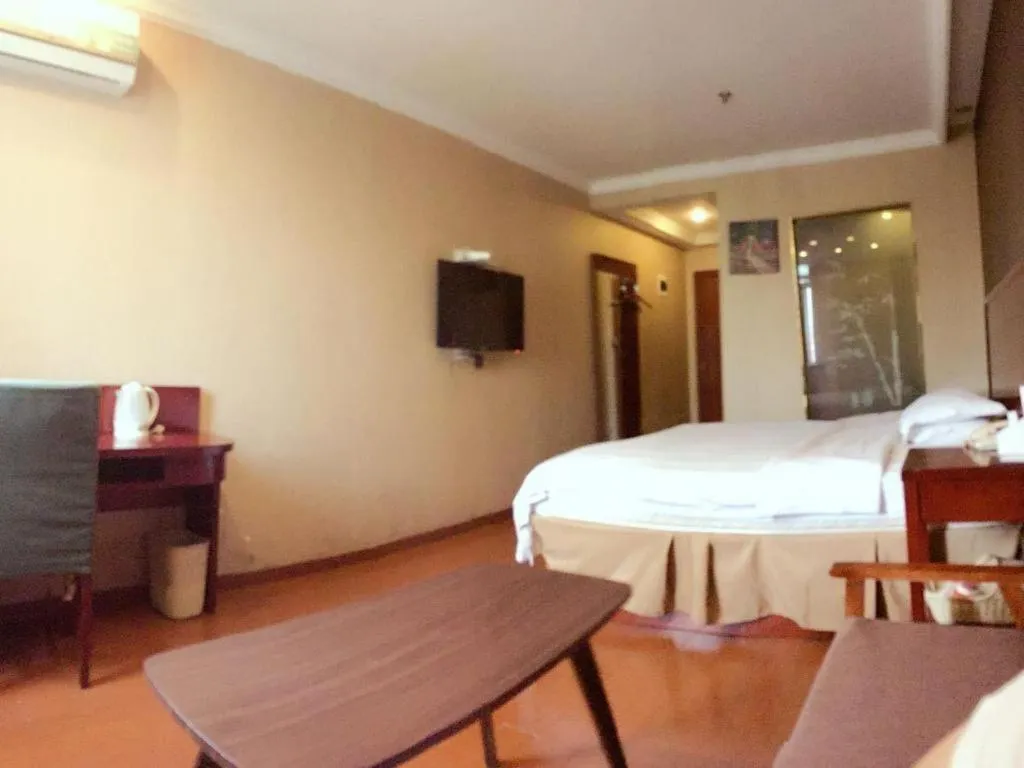 GreenTree Inn Shanghai Songjiang Xinqiao Jiuxin Road Express Hotel