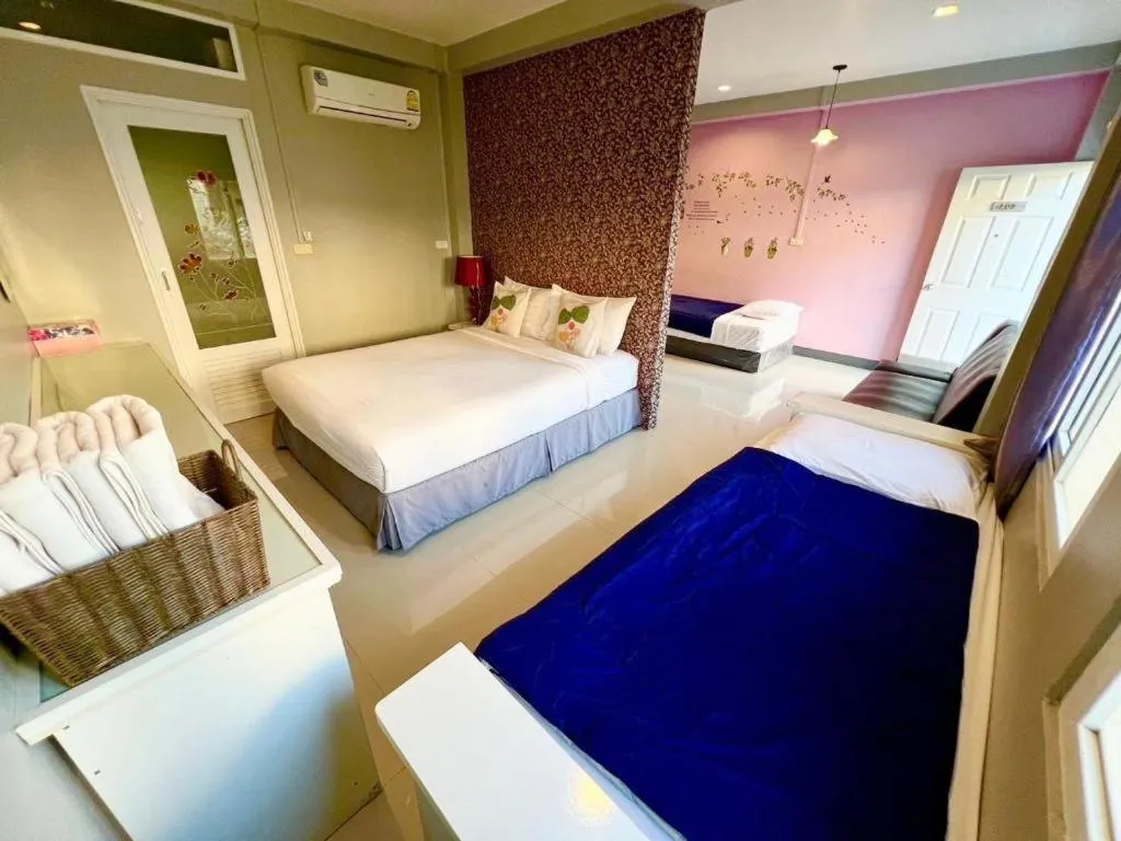 Bed in Winhouse Hotel