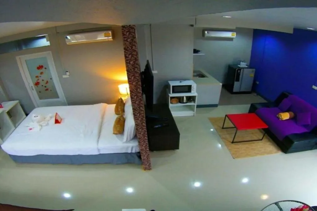 Bed in Winhouse Hotel