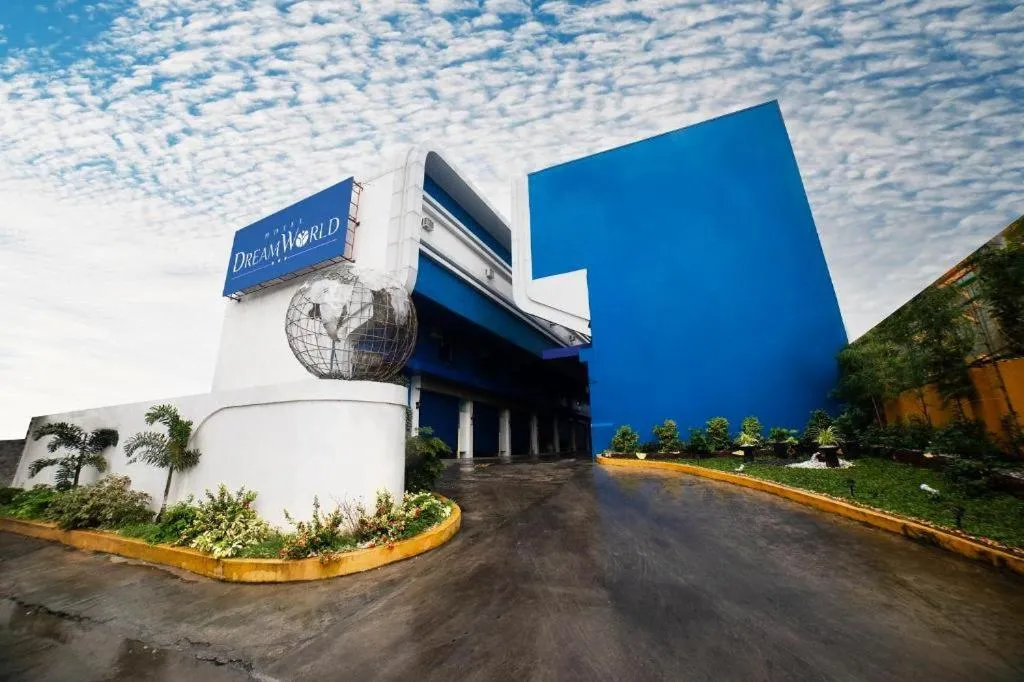 Hotel Dream World Las Pinas