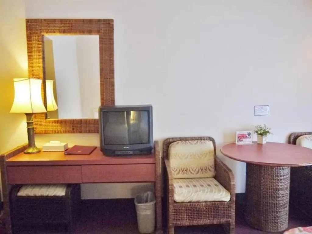 Holiday Saipan Hotel