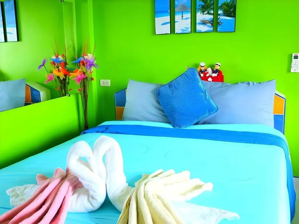 Bed in Baan Navy Kohlarn