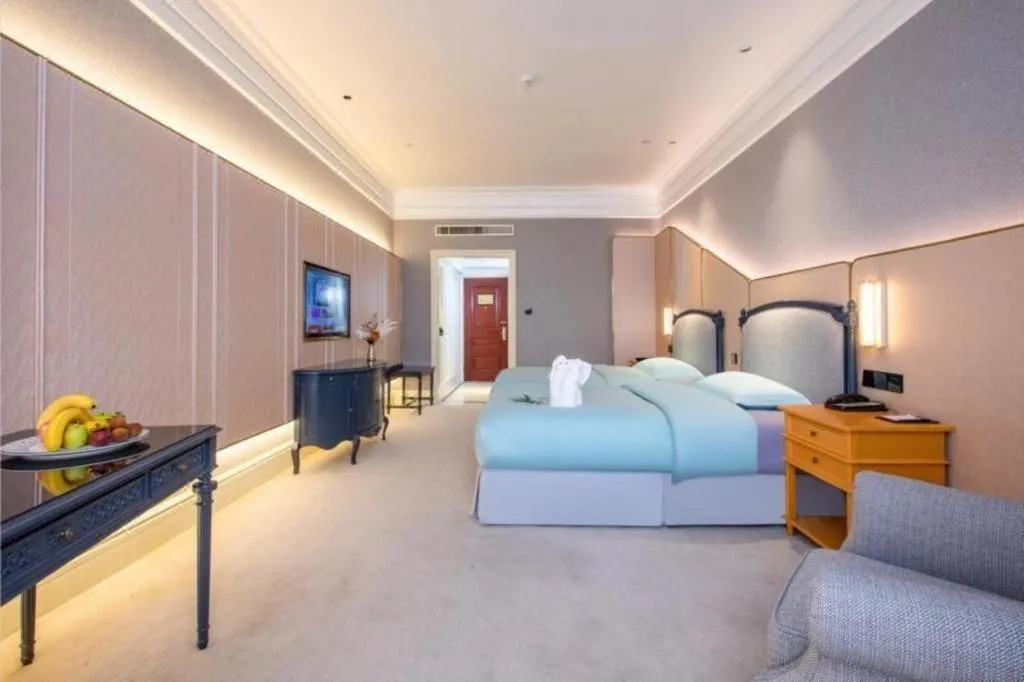 Bed in Zhejiang D.H Hotel