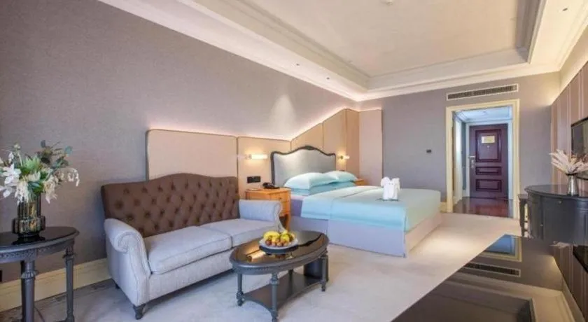 Bed in Zhejiang D.H Hotel