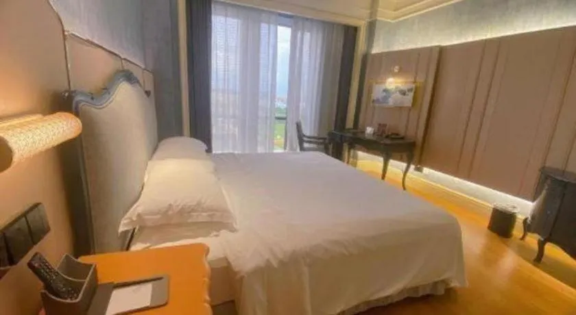 Bed in Zhejiang D.H Hotel