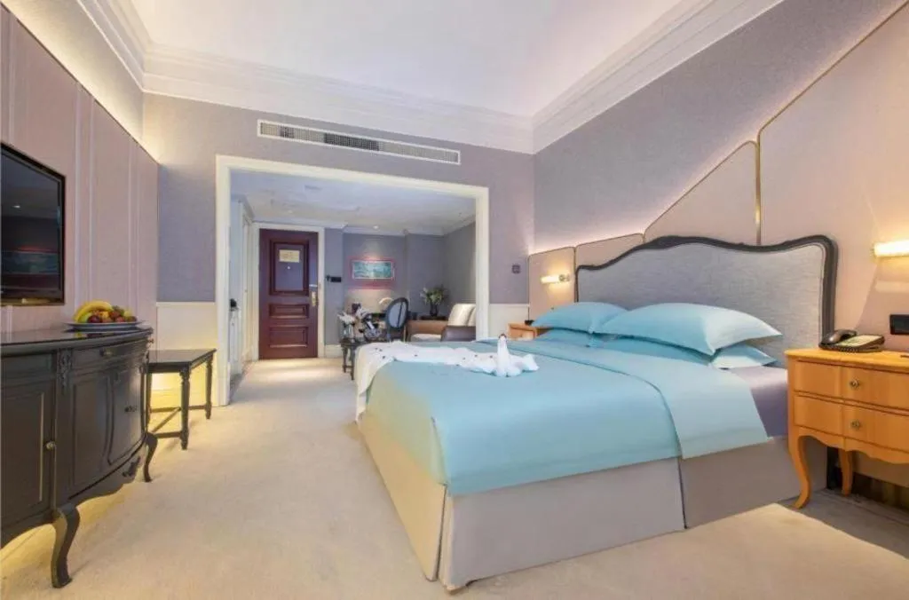 Bed in Zhejiang D.H Hotel