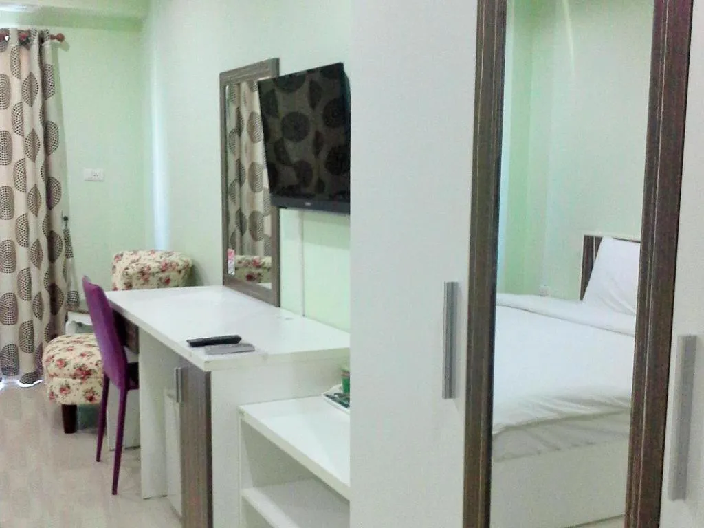 Bed in Chevasai Huahin Hotel