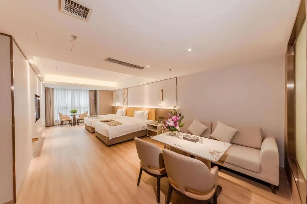 Bed in Chengdu Antai Century Hotel