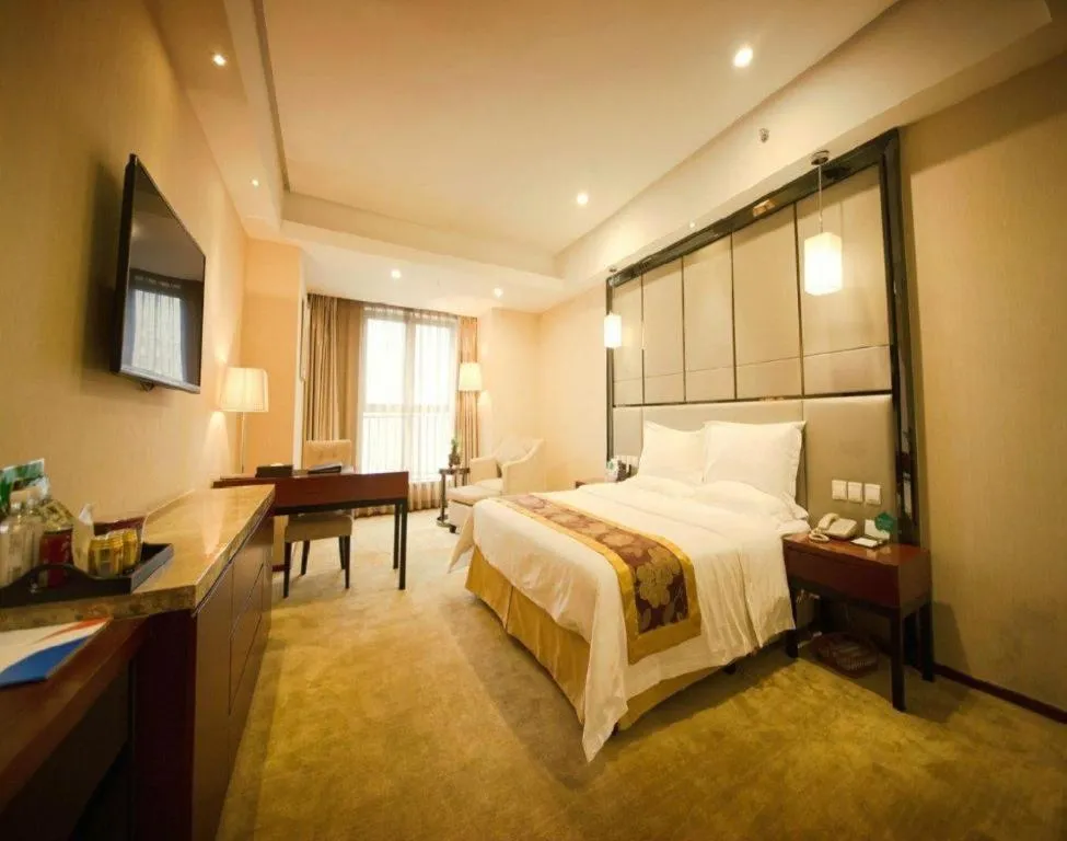 Bed in Chengdu Antai Century Hotel