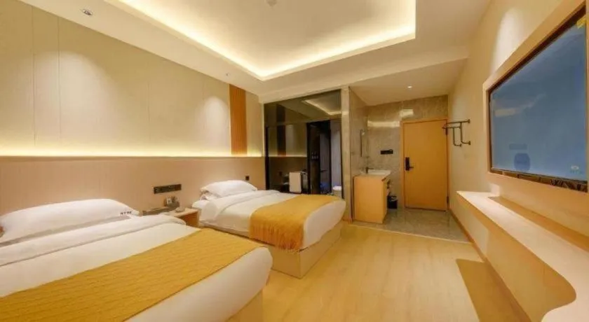 Bed in Lijiang Precious Dream Hotel