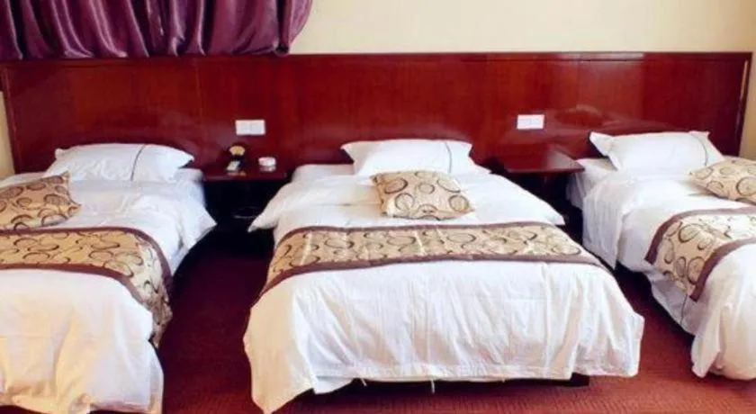 Bed in Lijiang Precious Dream Hotel