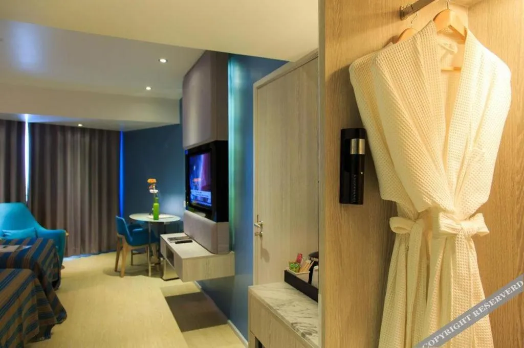 Grand Scenaria Hotel