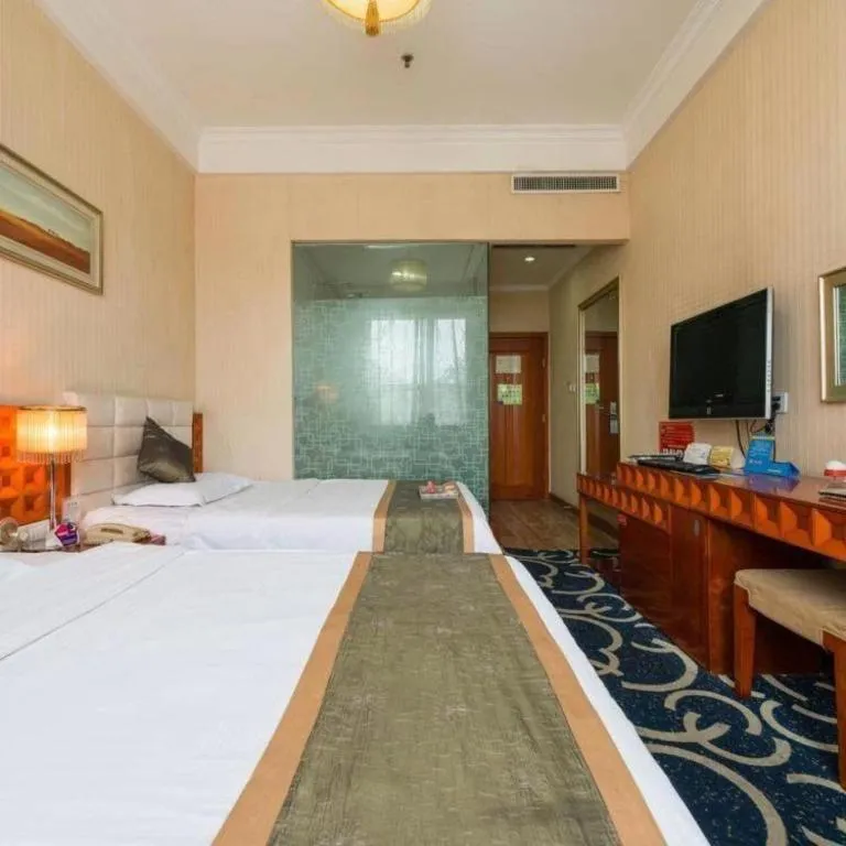 Bed in Pingdingshan Feixing Crowne Plaza Hotel