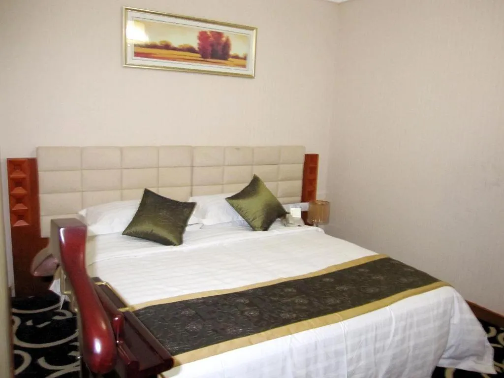 Bed in Pingdingshan Feixing Crowne Plaza Hotel