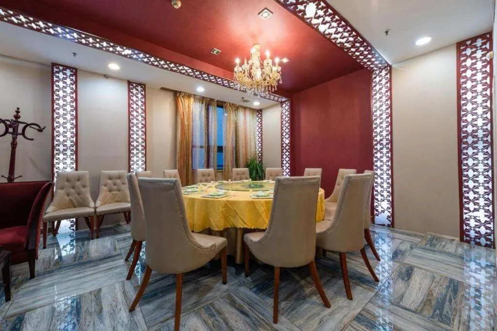 Pingdingshan Feixing Crowne Plaza Hotel