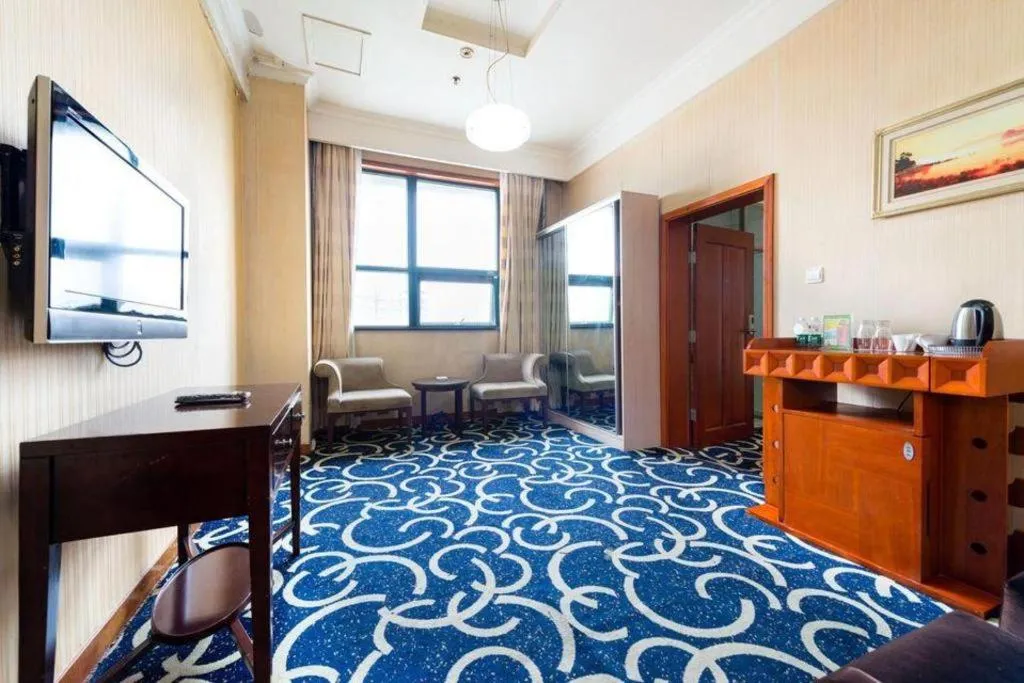 Pingdingshan Feixing Crowne Plaza Hotel