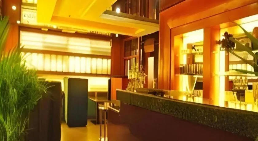 Pingdingshan Feixing Crowne Plaza Hotel