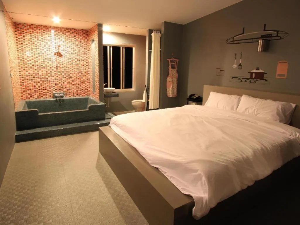 Bed in Z2 Boutique Hotel