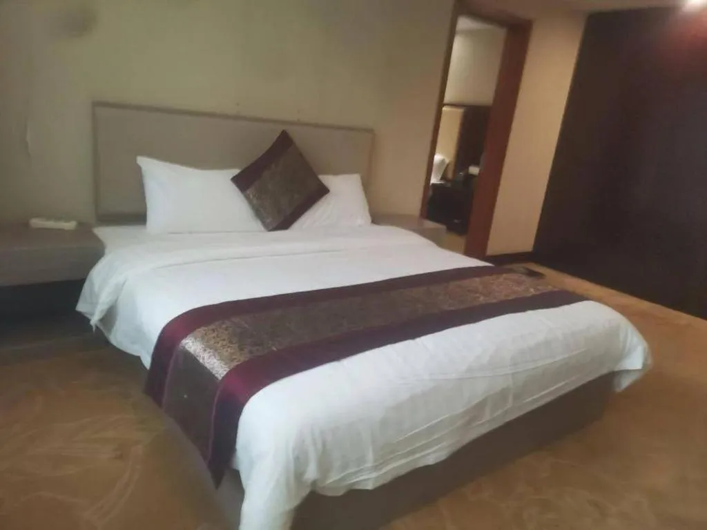 Bed in Wuhan Yamao Hengsheng Hotel