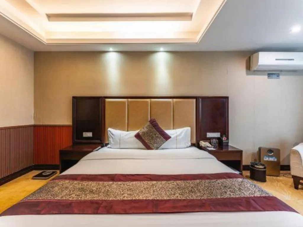 Bed in Wuhan Yamao Hengsheng Hotel