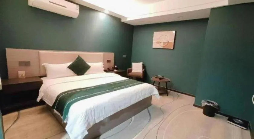 Bed in Wuhan Yamao Hengsheng Hotel