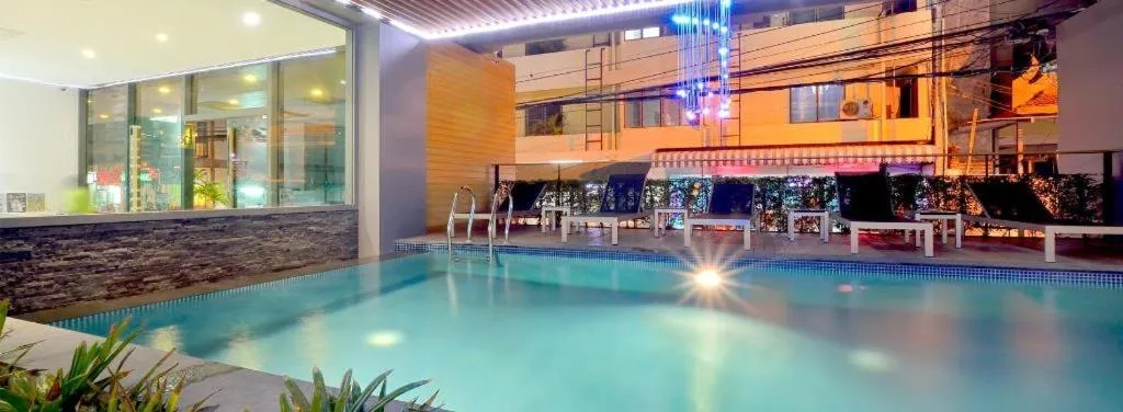 The Scenery City Hotel