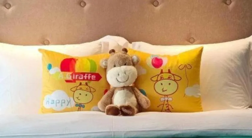 Bed in Wuhan Soluxe Hotel