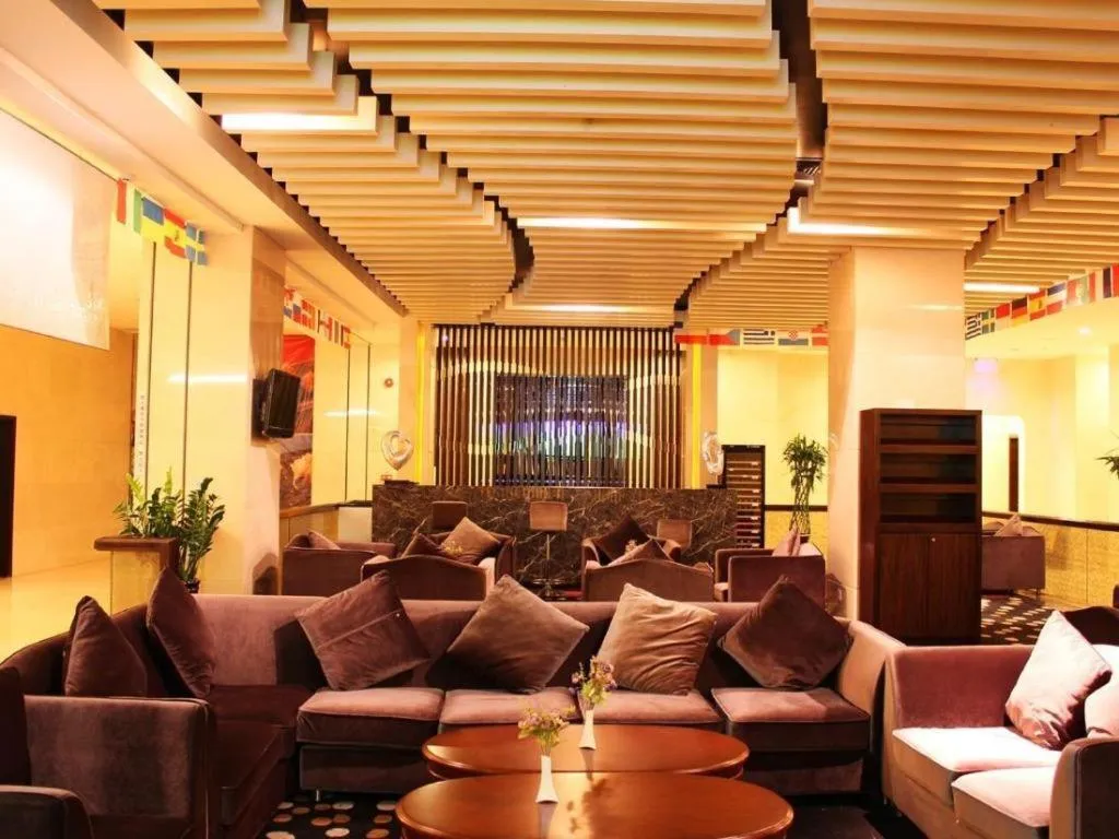 Dongguan Royal Metropolitan Hotel